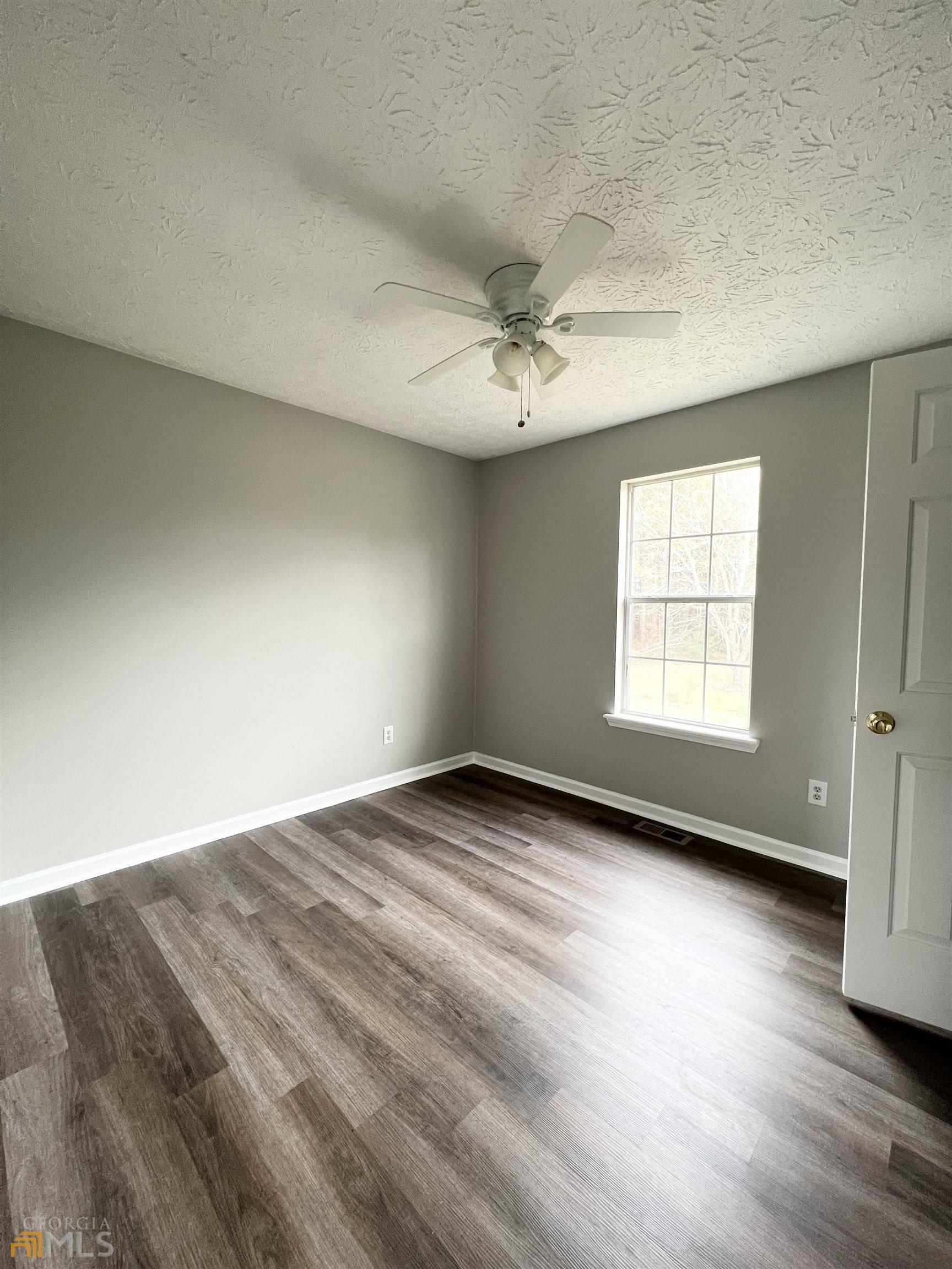 397 Pleasant Way Property Photo 11