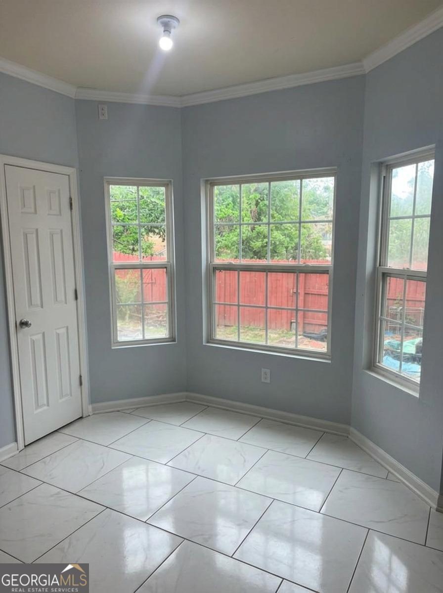 5087 Upper Elm Street Property Photo 4