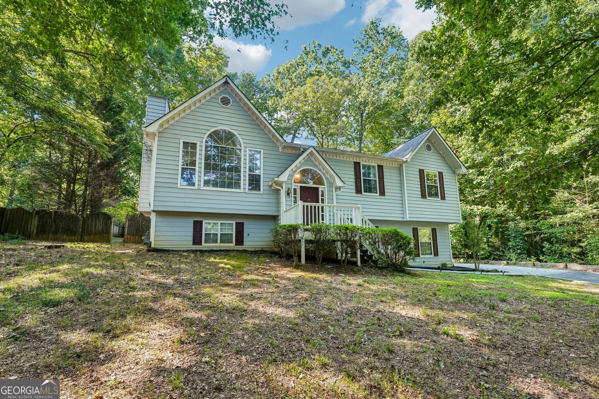 143 Hartwood Drive Property Photo 3
