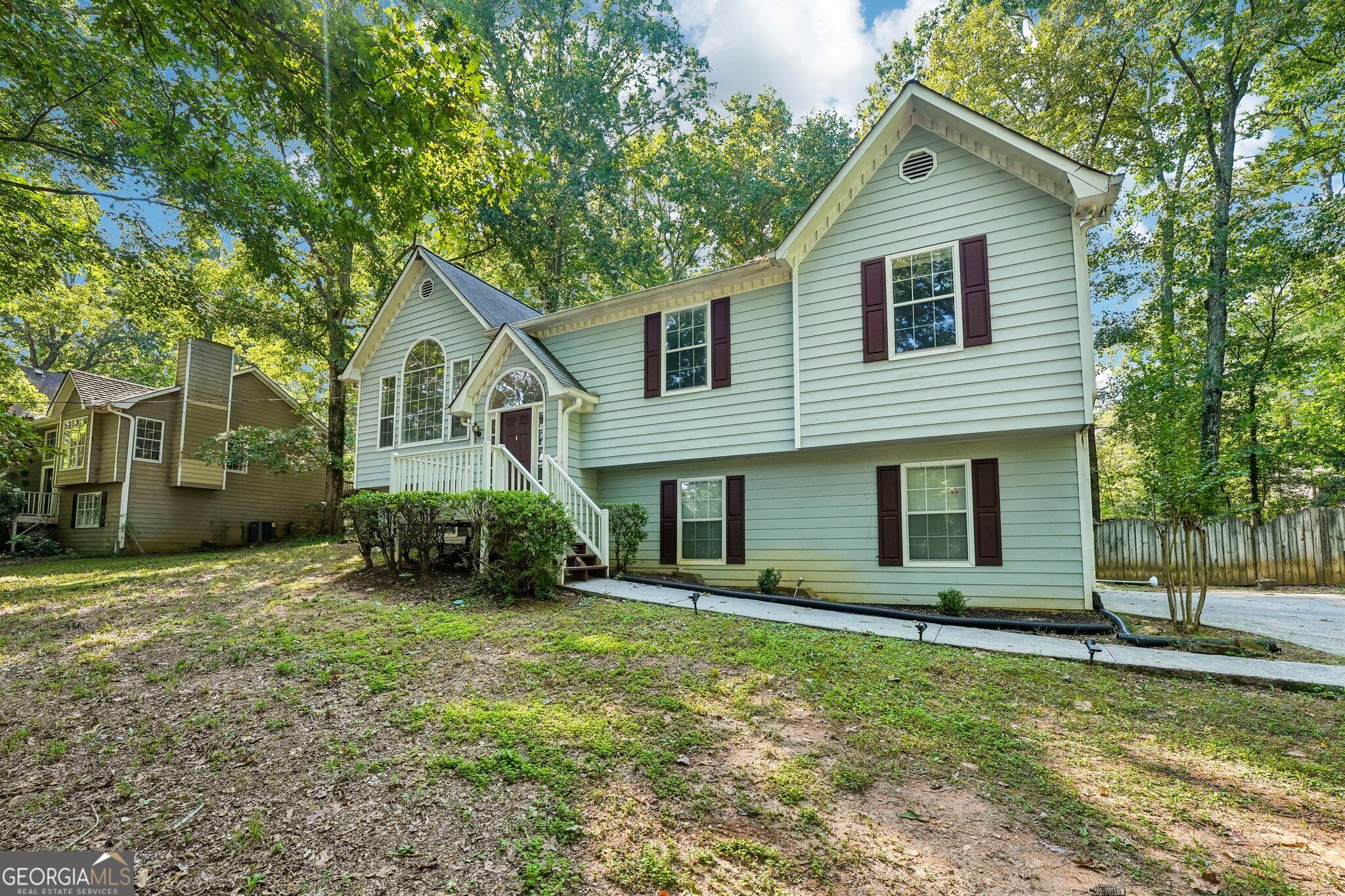 143 Hartwood Drive Property Photo 4
