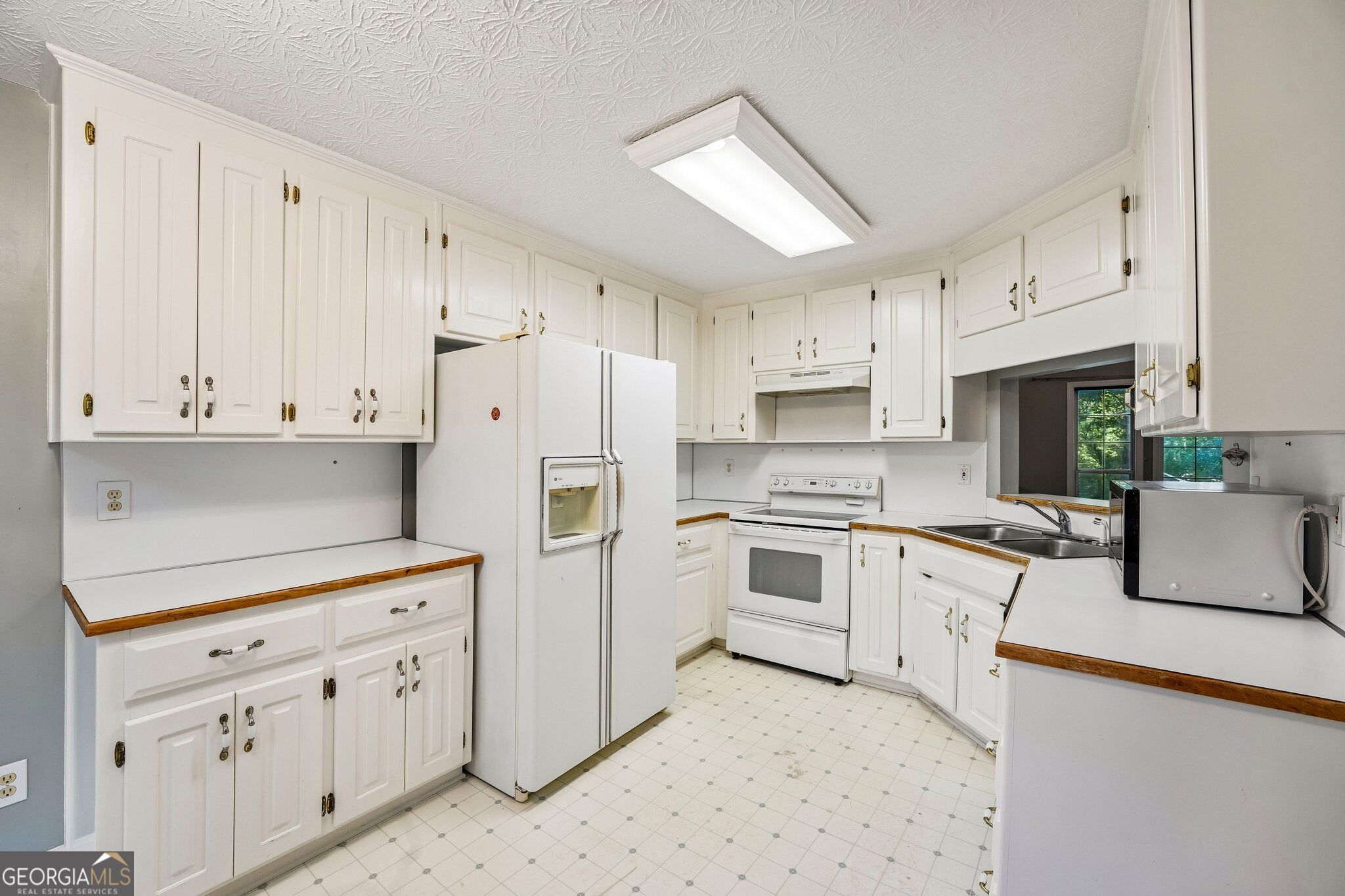 143 Hartwood Drive Property Photo 18