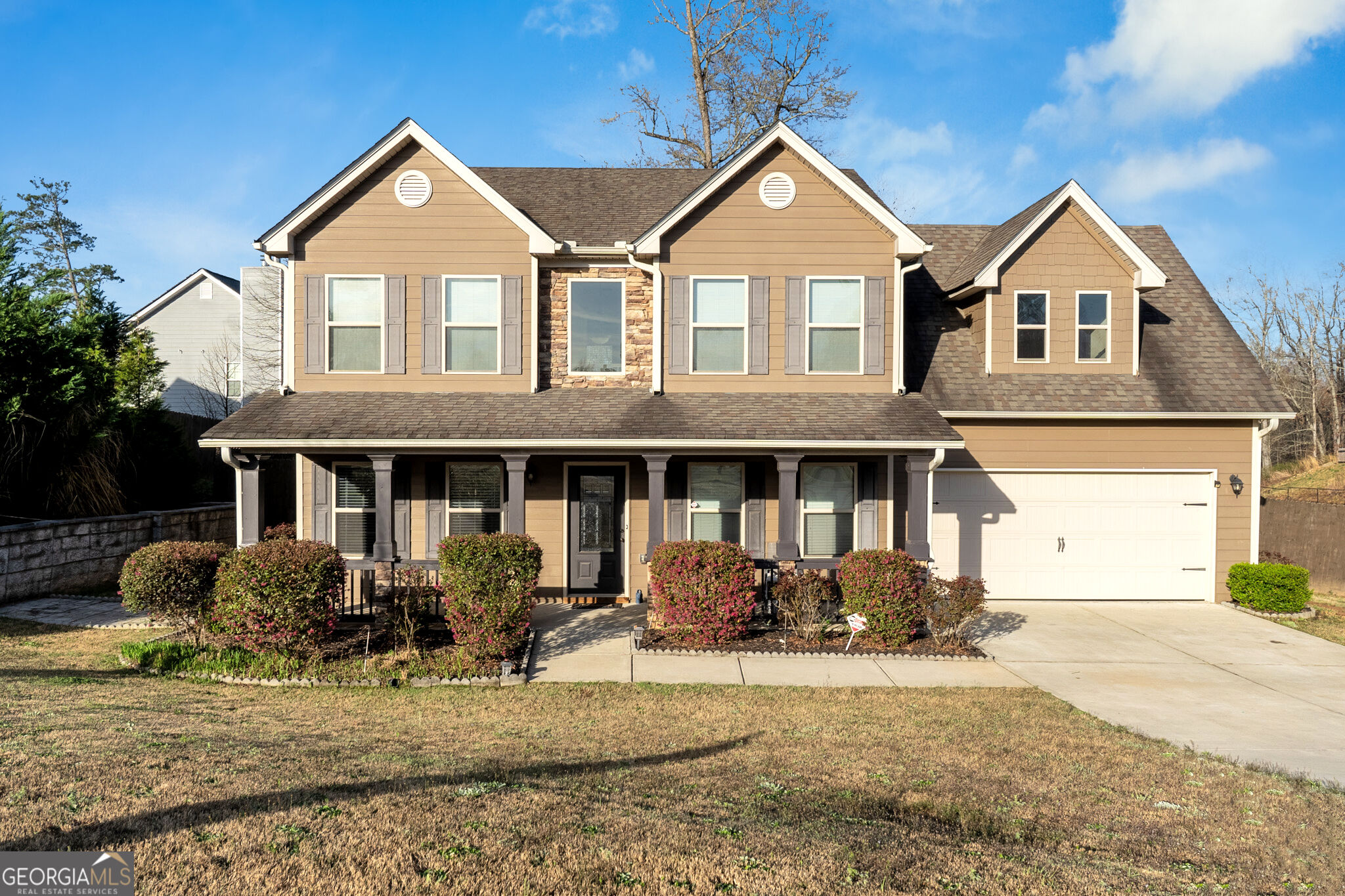1615 Newport Drive Property Photo 1