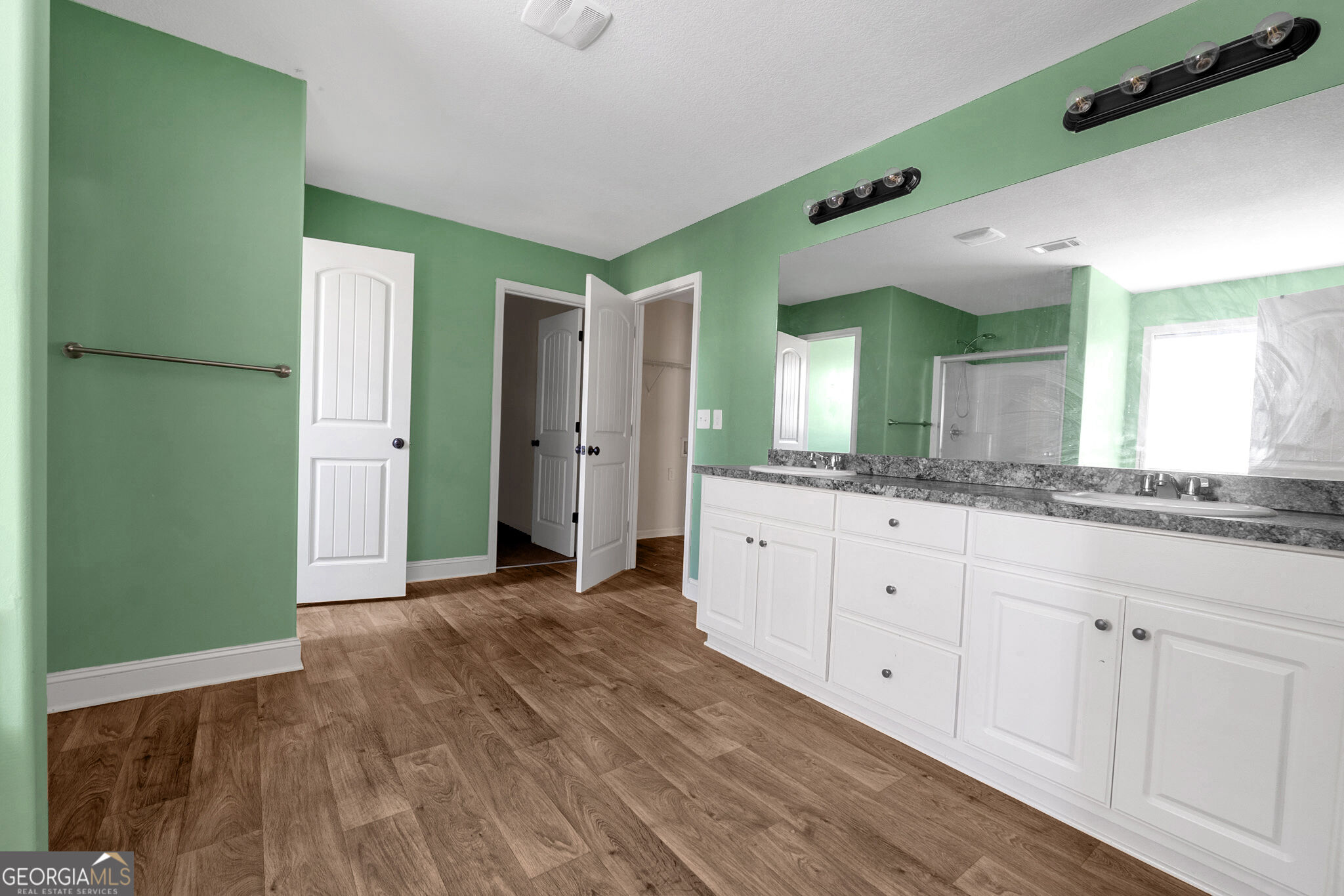 1615 Newport Drive Property Photo 8