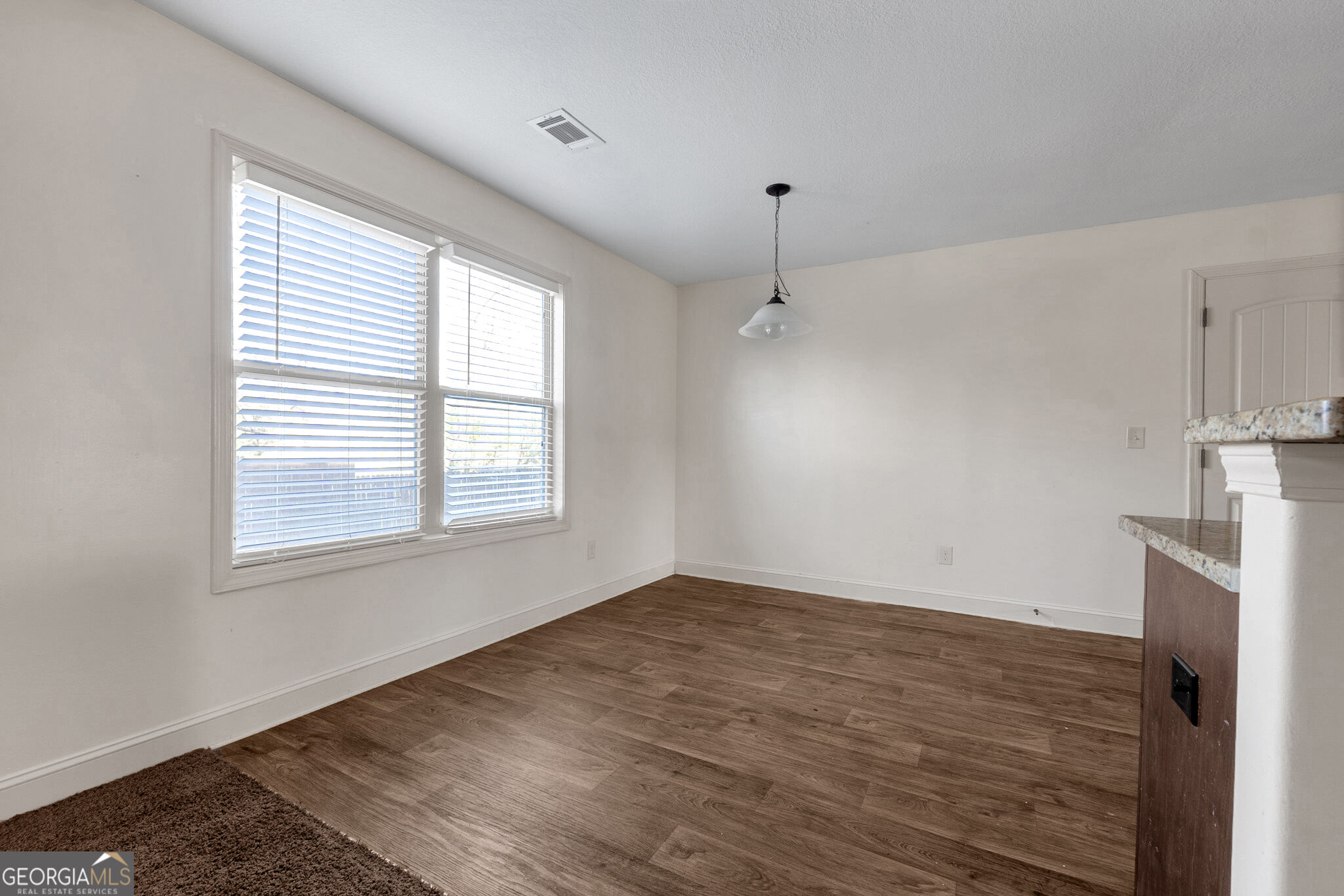 1615 Newport Drive Property Photo 13