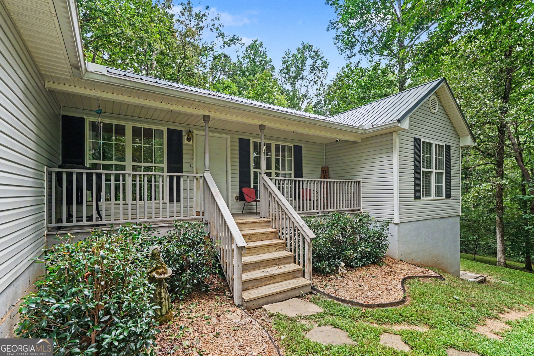390 Cotton Tail Drive Property Photo 1