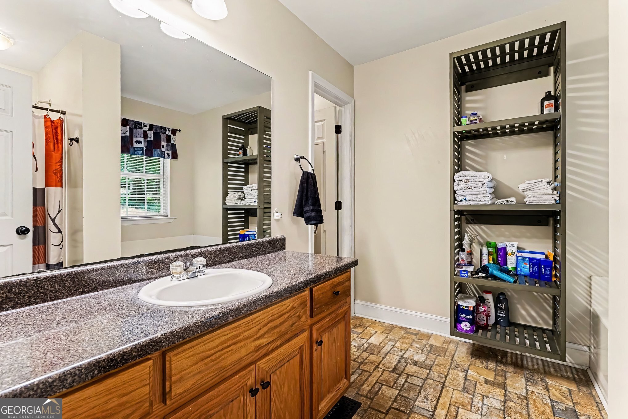 390 Cotton Tail Drive Property Photo 17
