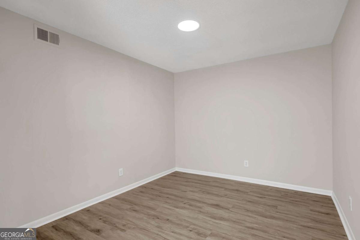 708 Serramonte Drive Property Photo 10