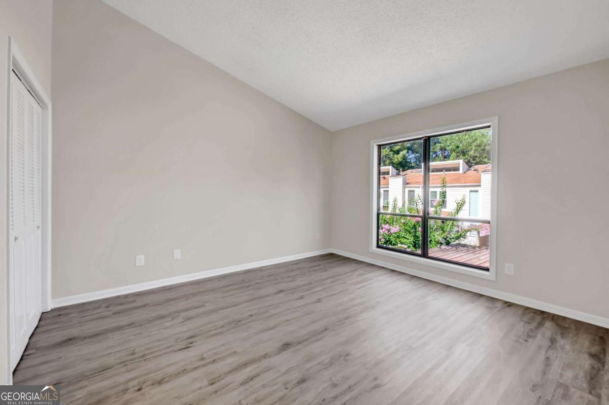 708 Serramonte Drive Property Photo 16