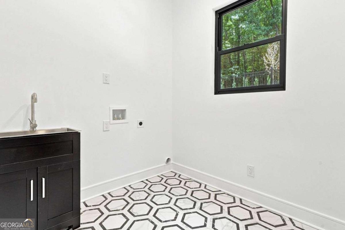 4250 Carmain Drive Ne Property Photo 28