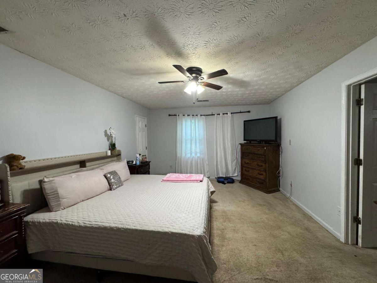 760 Kings Crest Court Property Photo 15