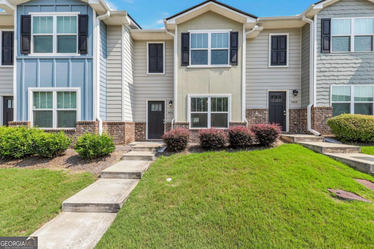 4431 Pinscher Street Property Photo 1