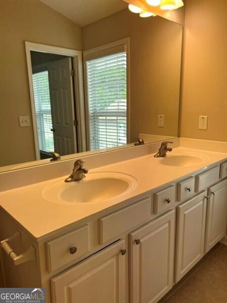 1317 Thornborough Drive Property Photo 13