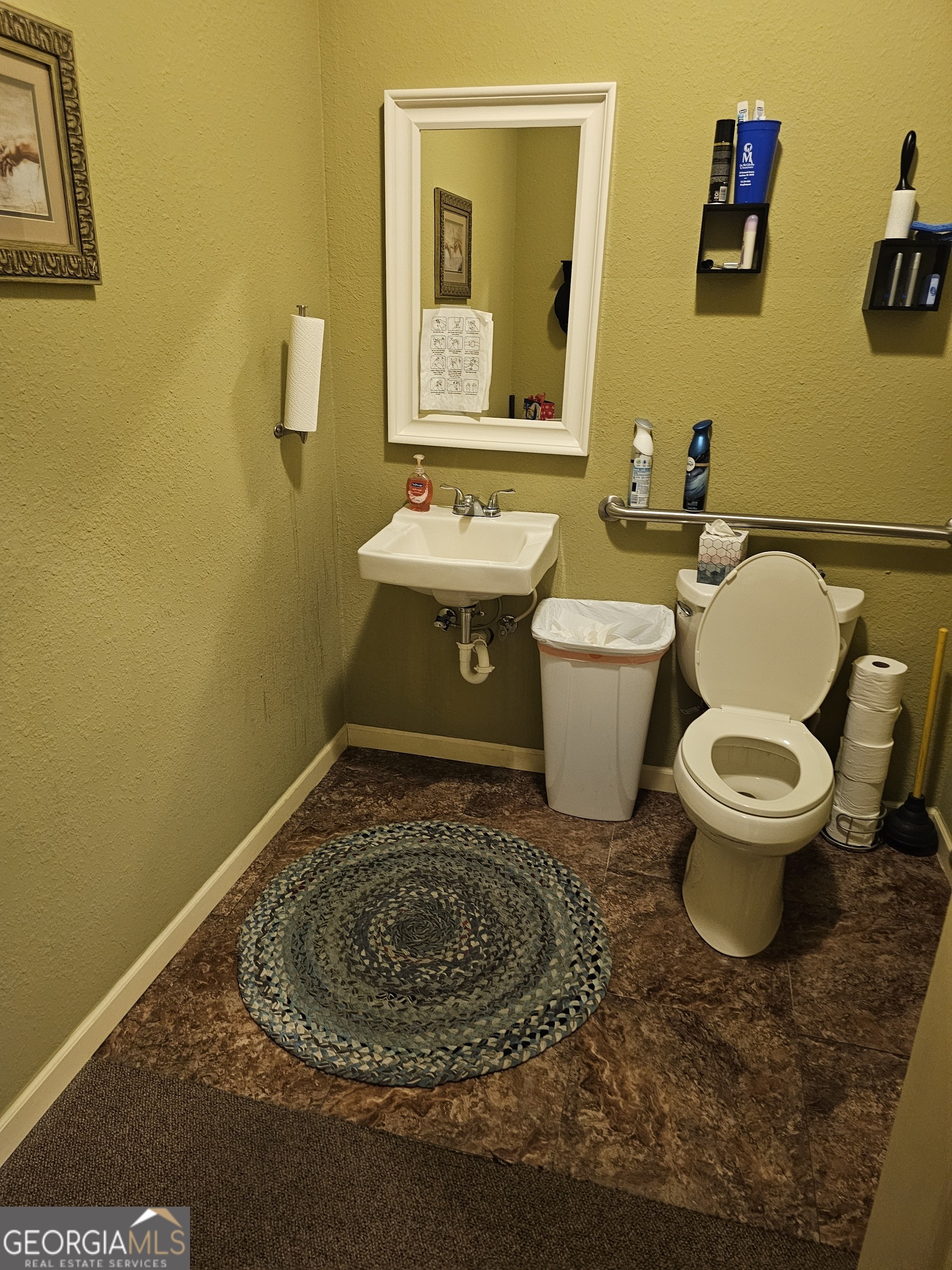 1336 Northside Drive E Property Photo 14