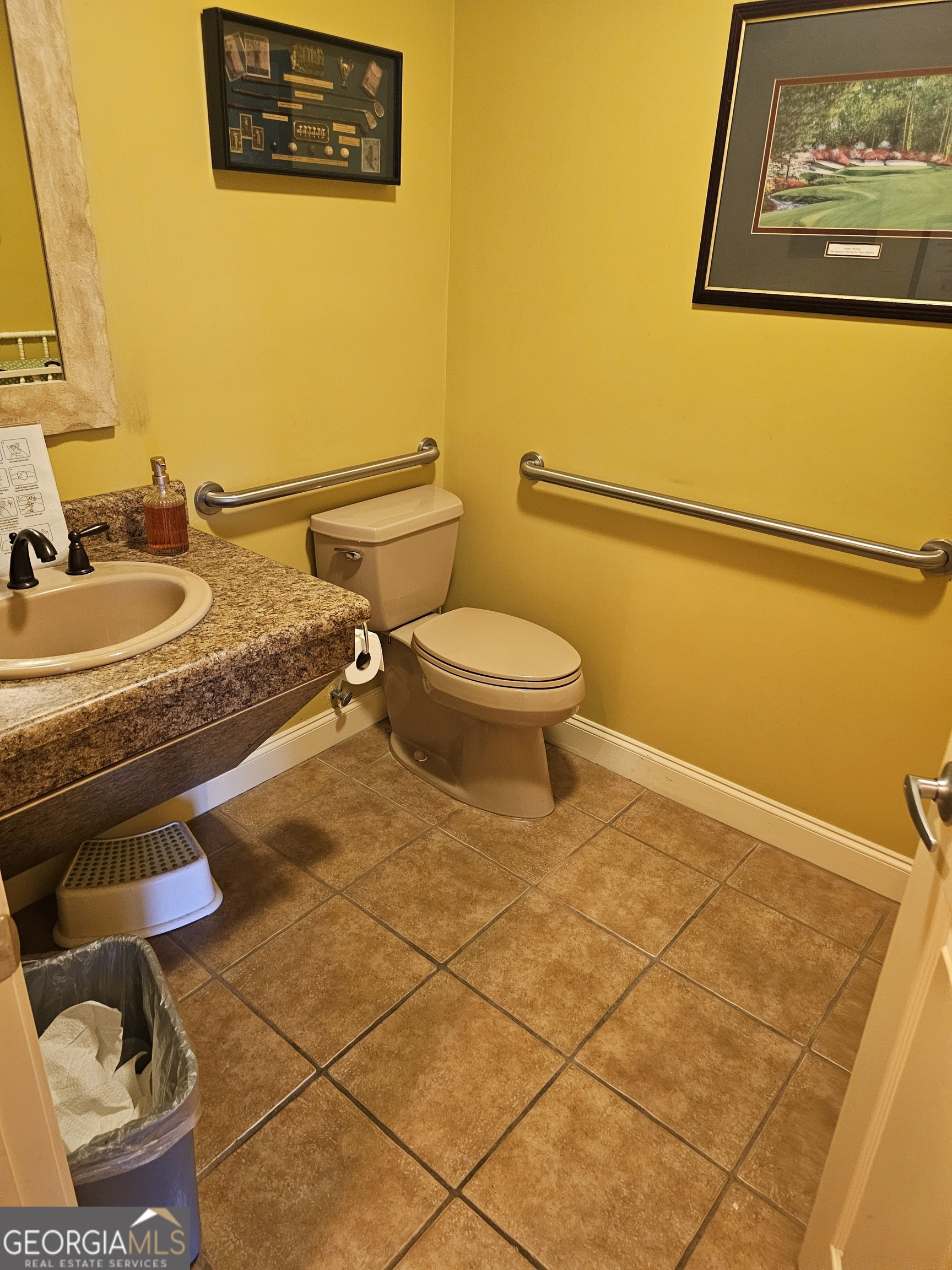 1336 Northside Drive E Property Photo 17