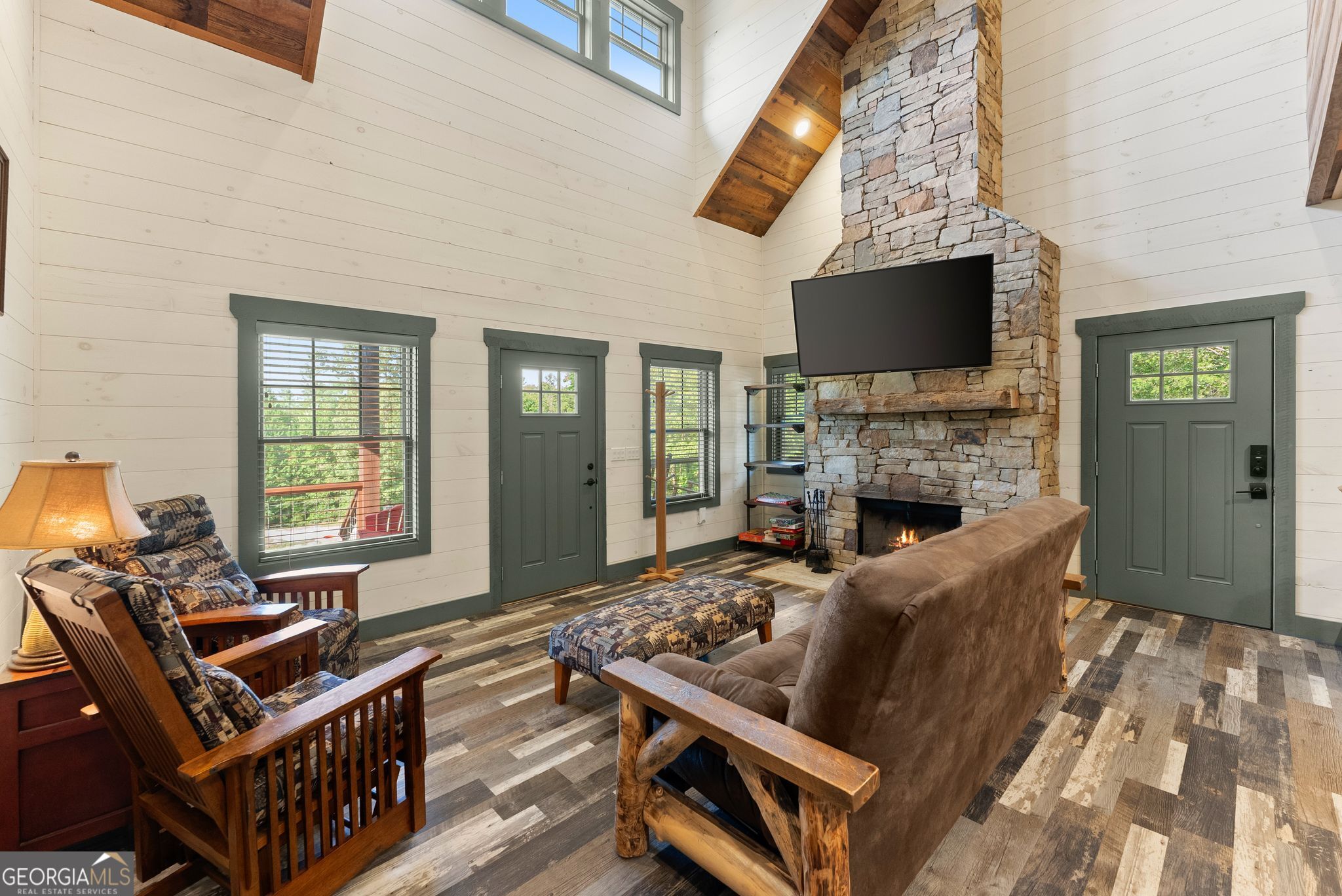 4061 Property Photo 13