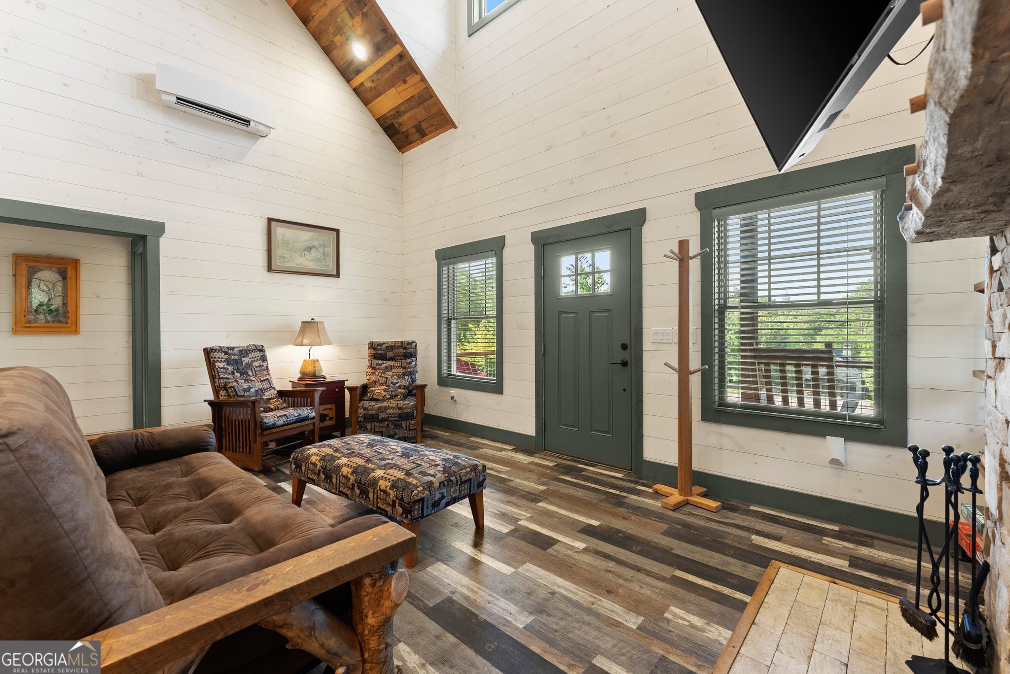 4061 Property Photo 15