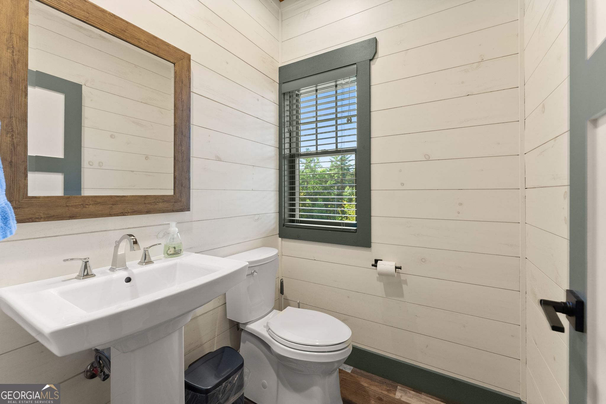 4061 Property Photo 19