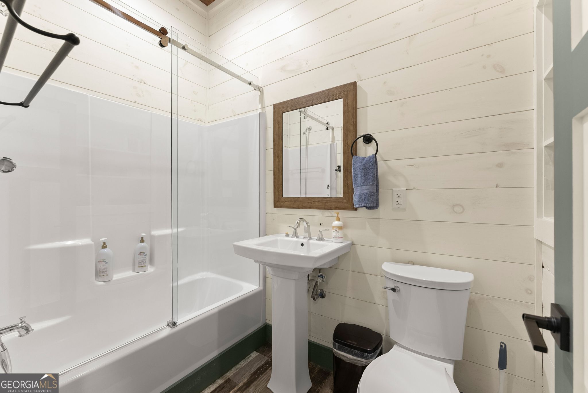 4061 Property Photo 26