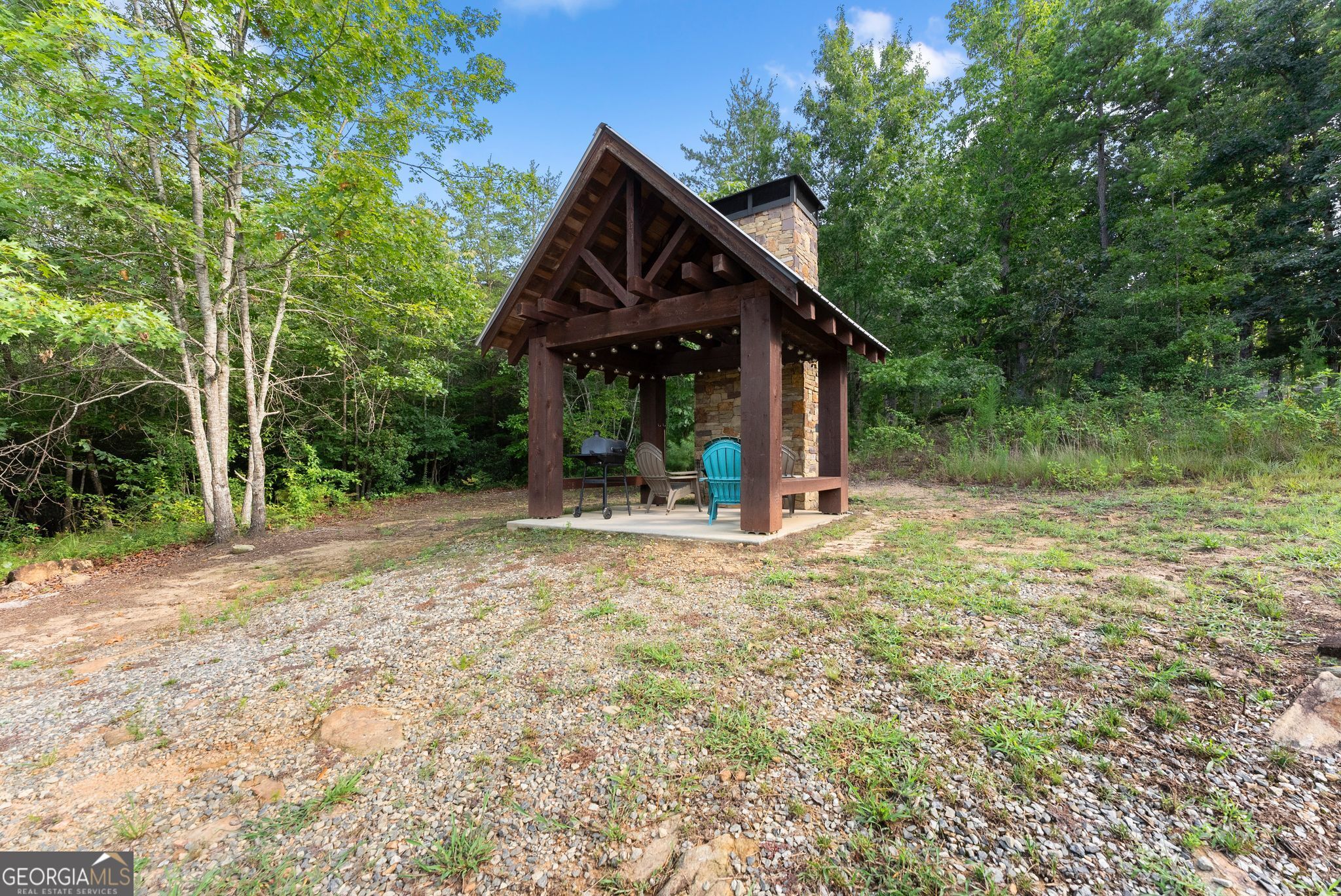 4061 Property Photo 38
