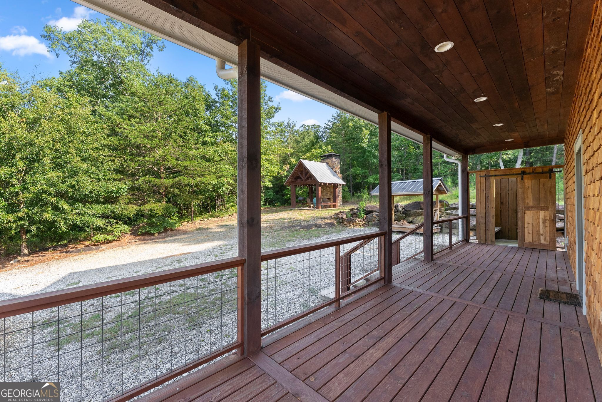 4061 Property Photo 40