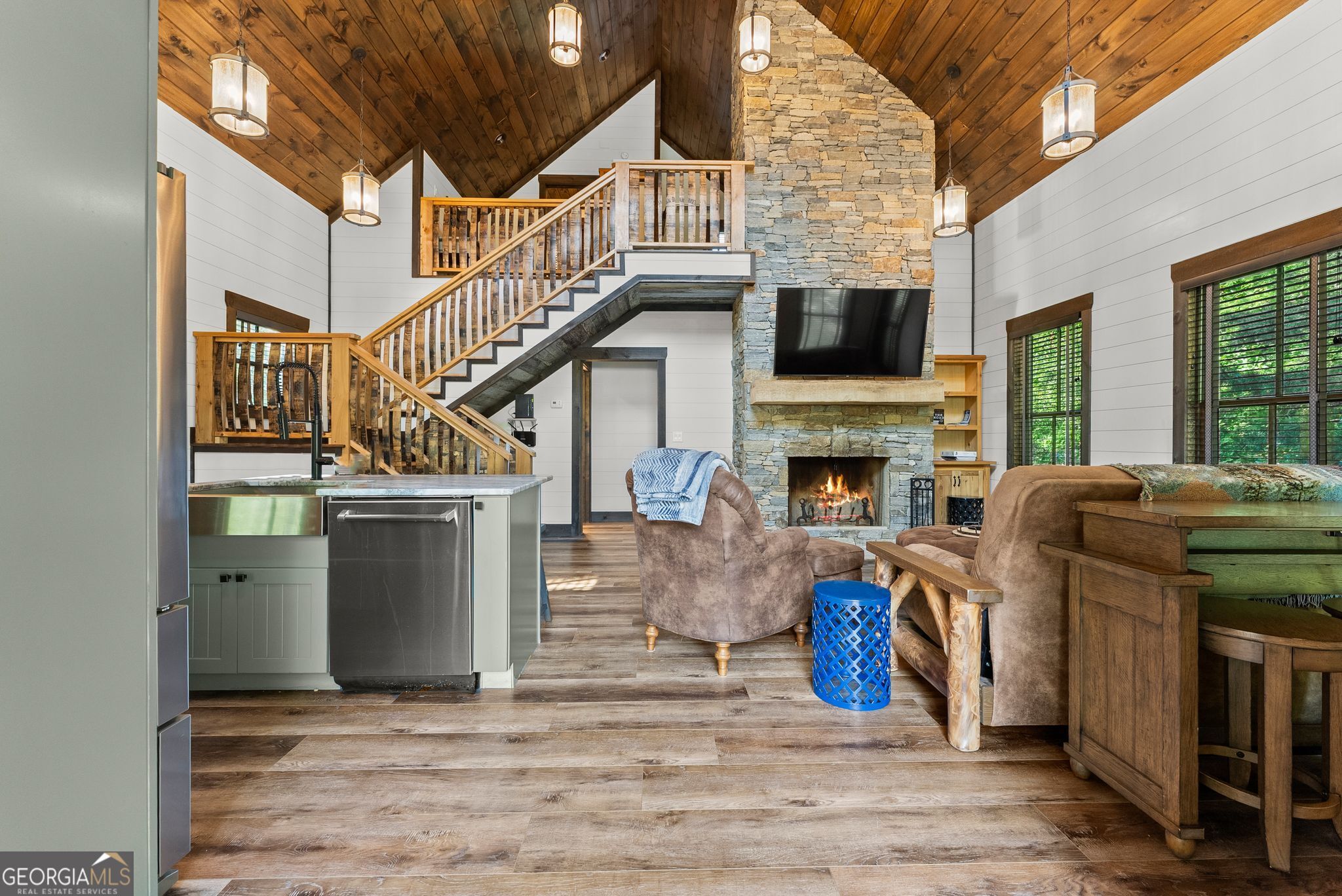 4061 Property Photo 48