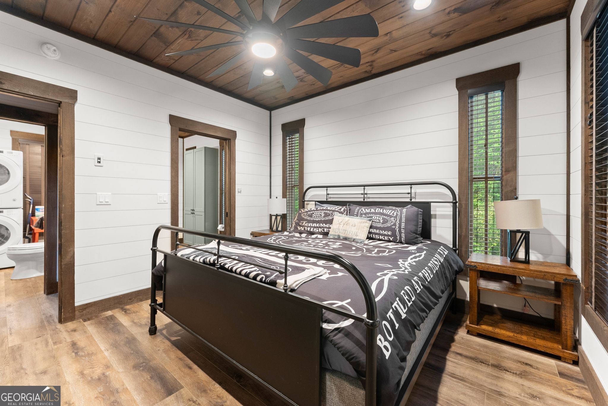 4061 Property Photo 61