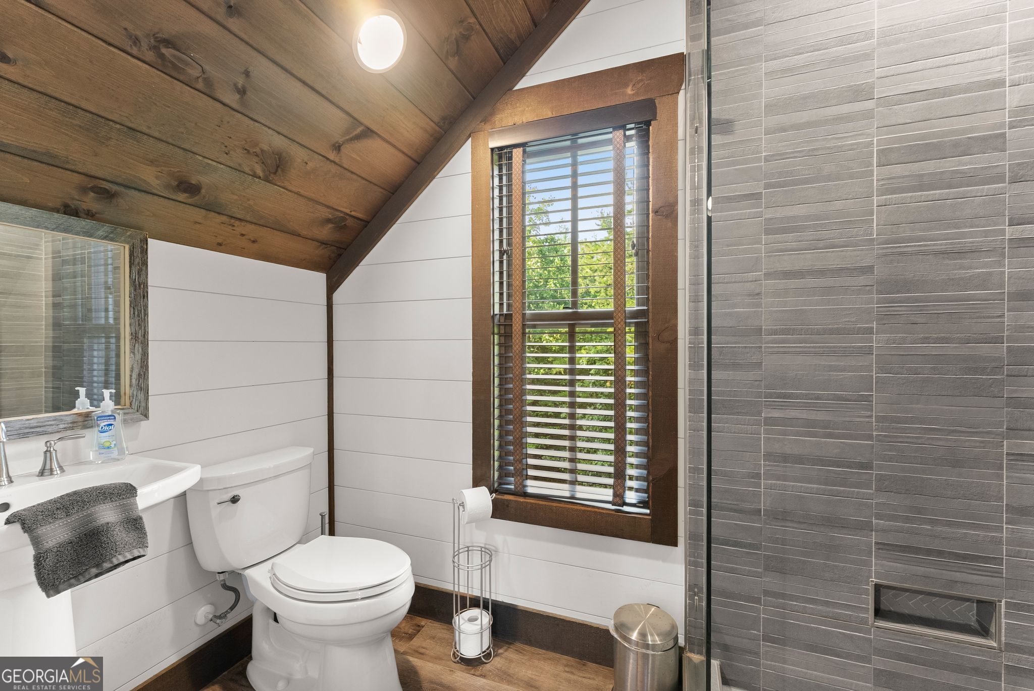 4061 Property Photo 67