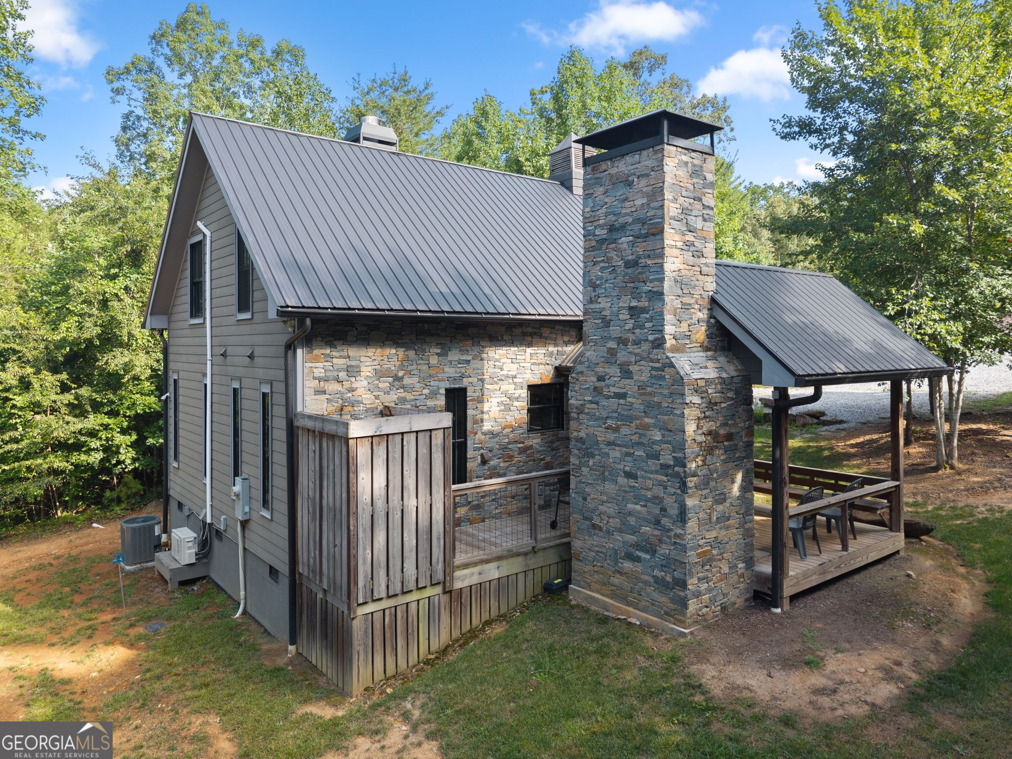4061 Property Photo 77