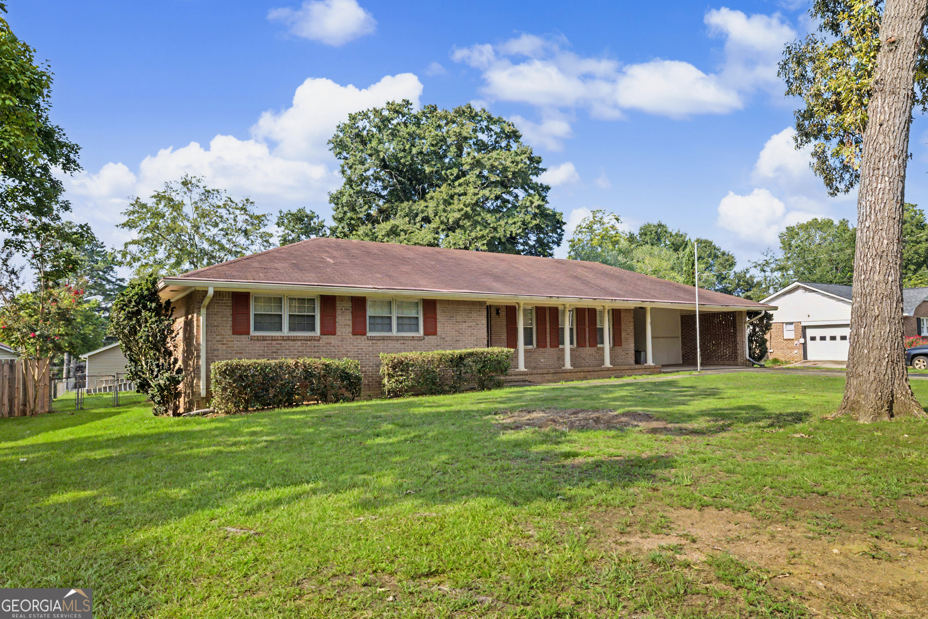 114 Bobolink Drive Property Photo 3