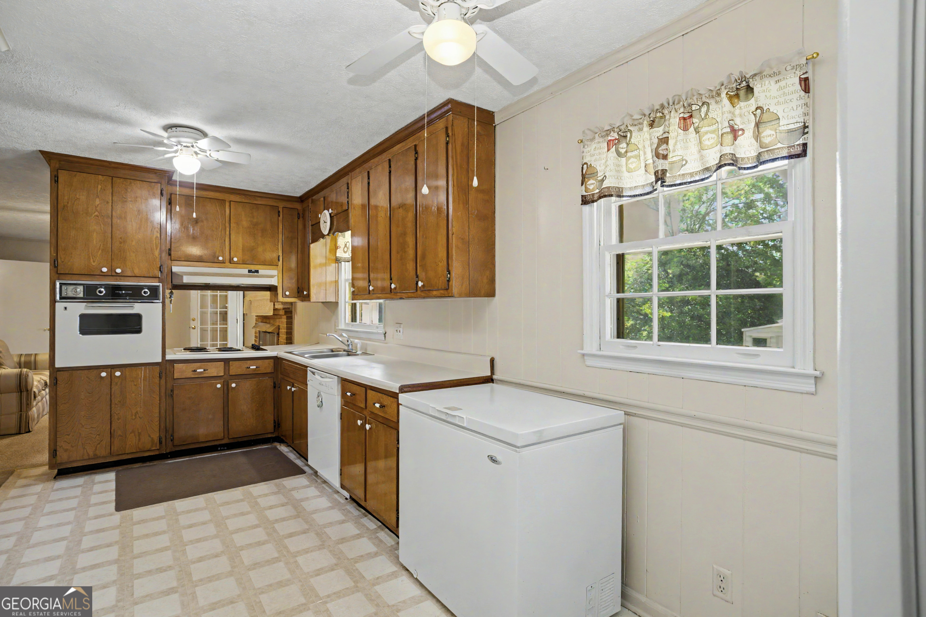 114 Bobolink Drive Property Photo 10
