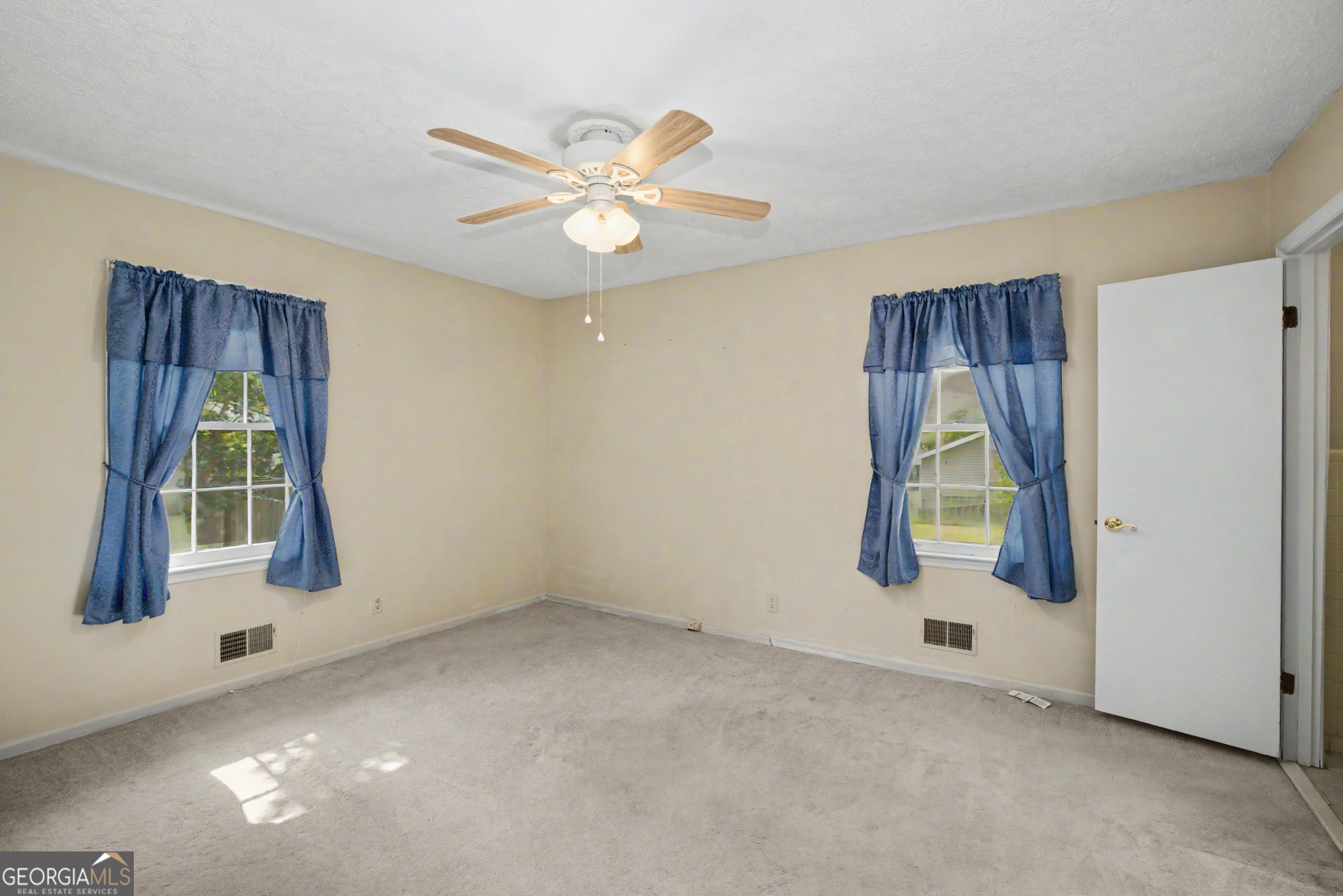 114 Bobolink Drive Property Photo 15