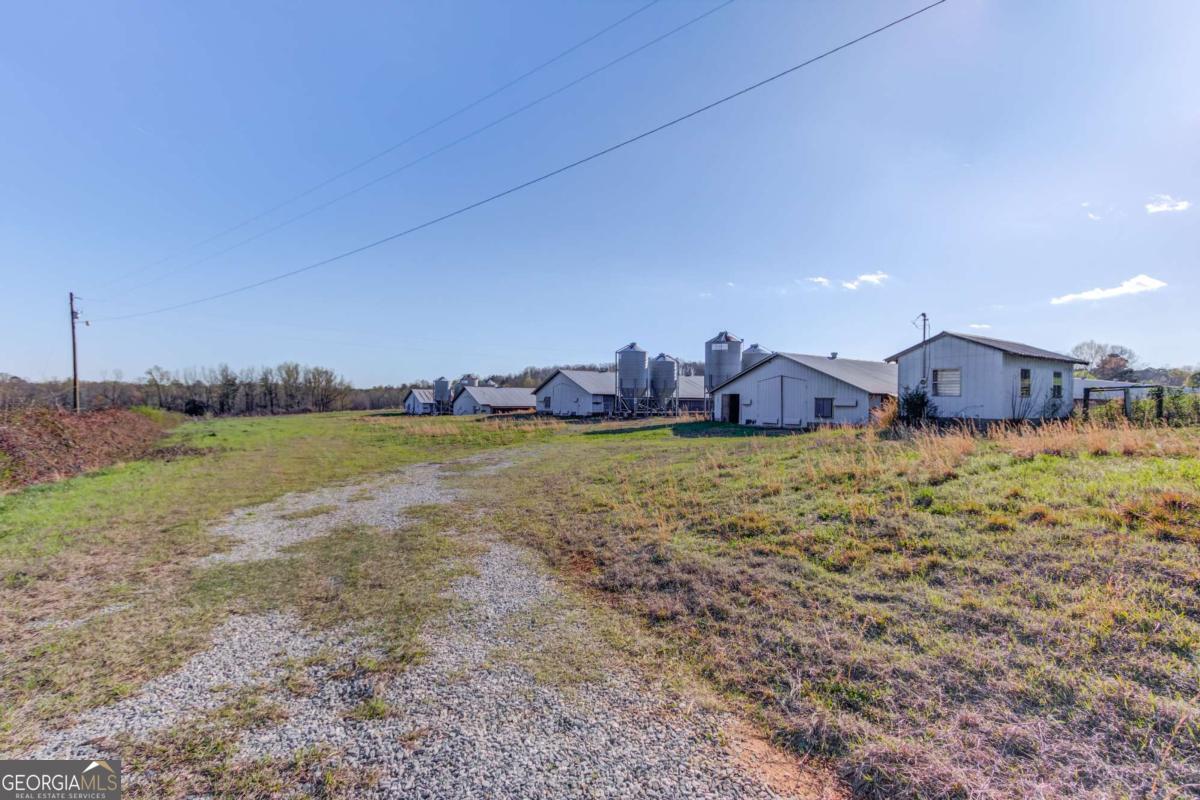 334 Brock Road Property Photo 5