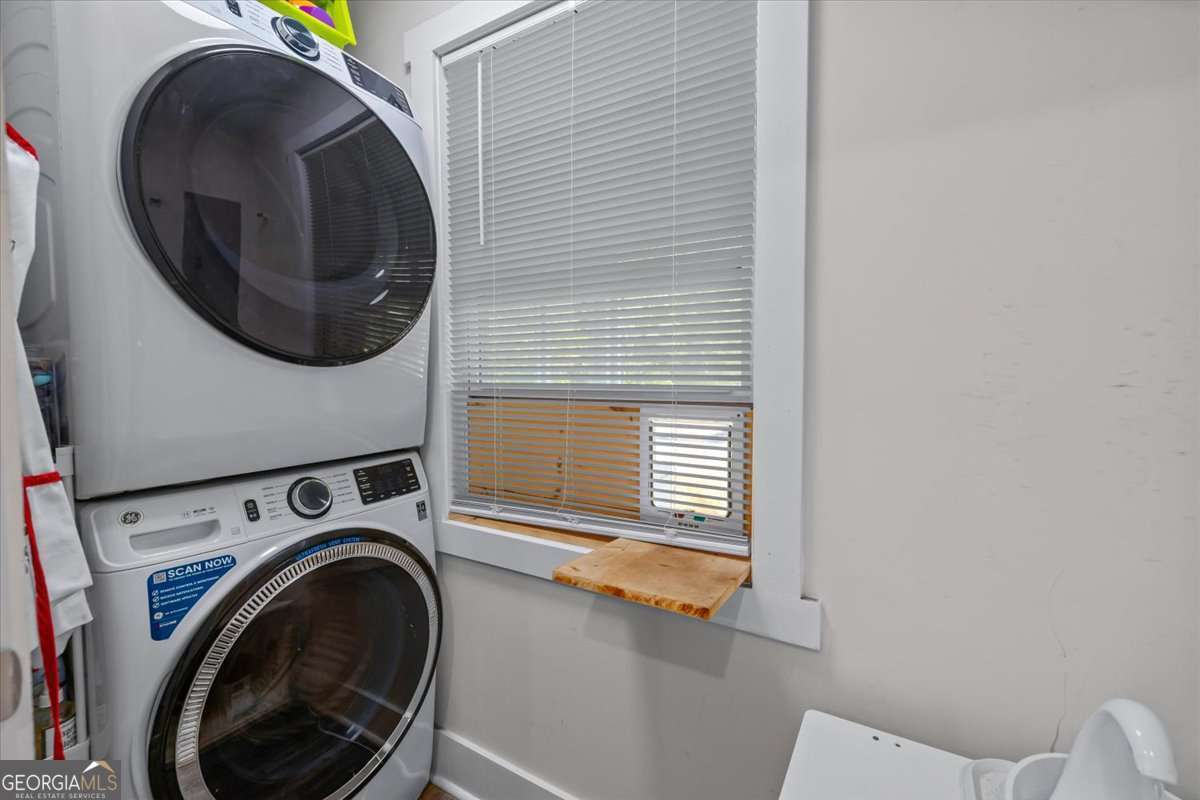 204 N Ash Street Property Photo 11