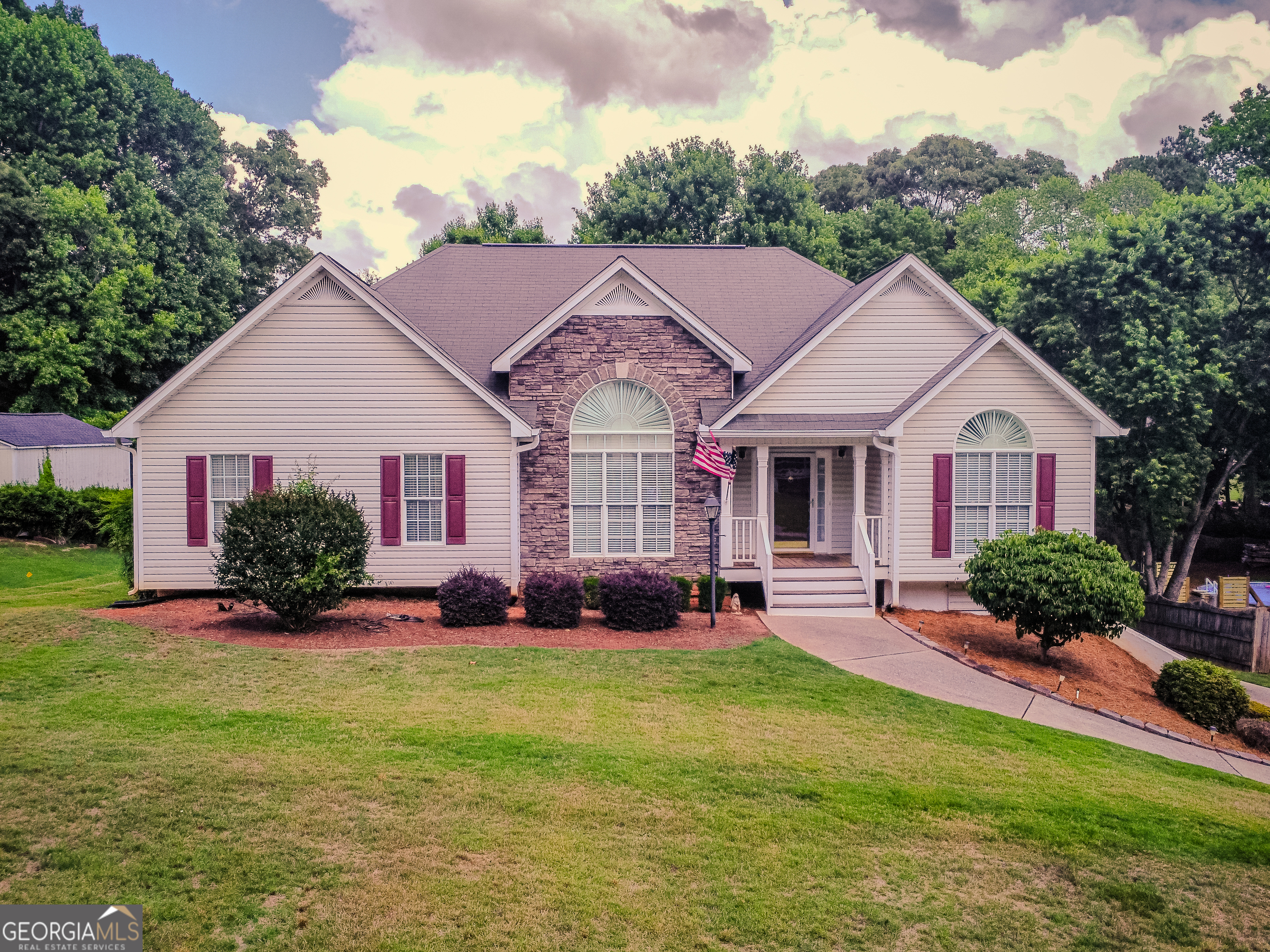 168 Magnolia Drive Property Photo 1