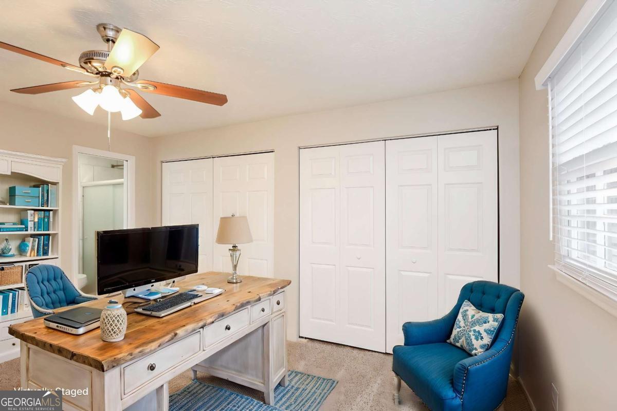 282 Somerset Court Property Photo 7