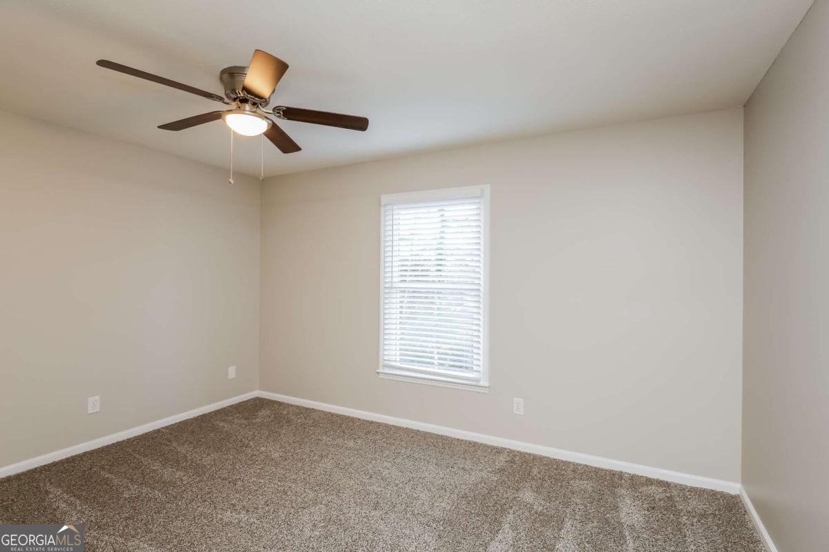 282 Somerset Court Property Photo 15
