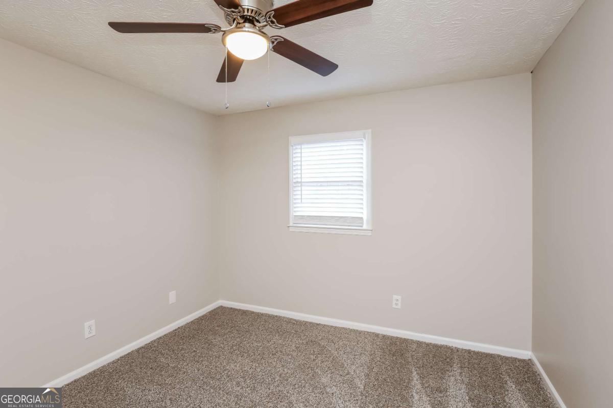 282 Somerset Court Property Photo 16