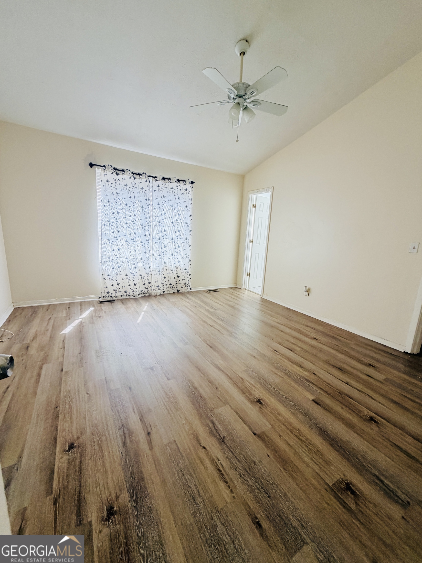 1496 Kilmuir Way Property Photo 7