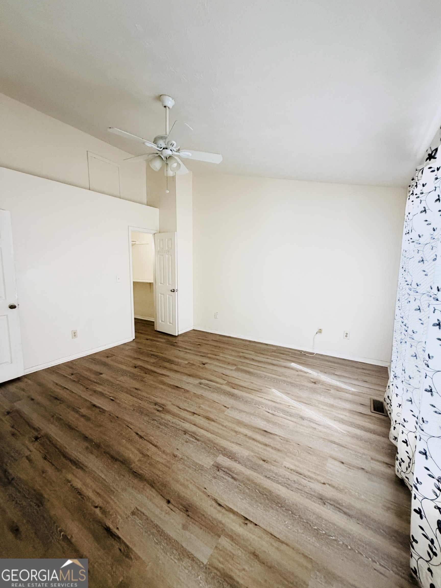 1496 Kilmuir Way Property Photo 9