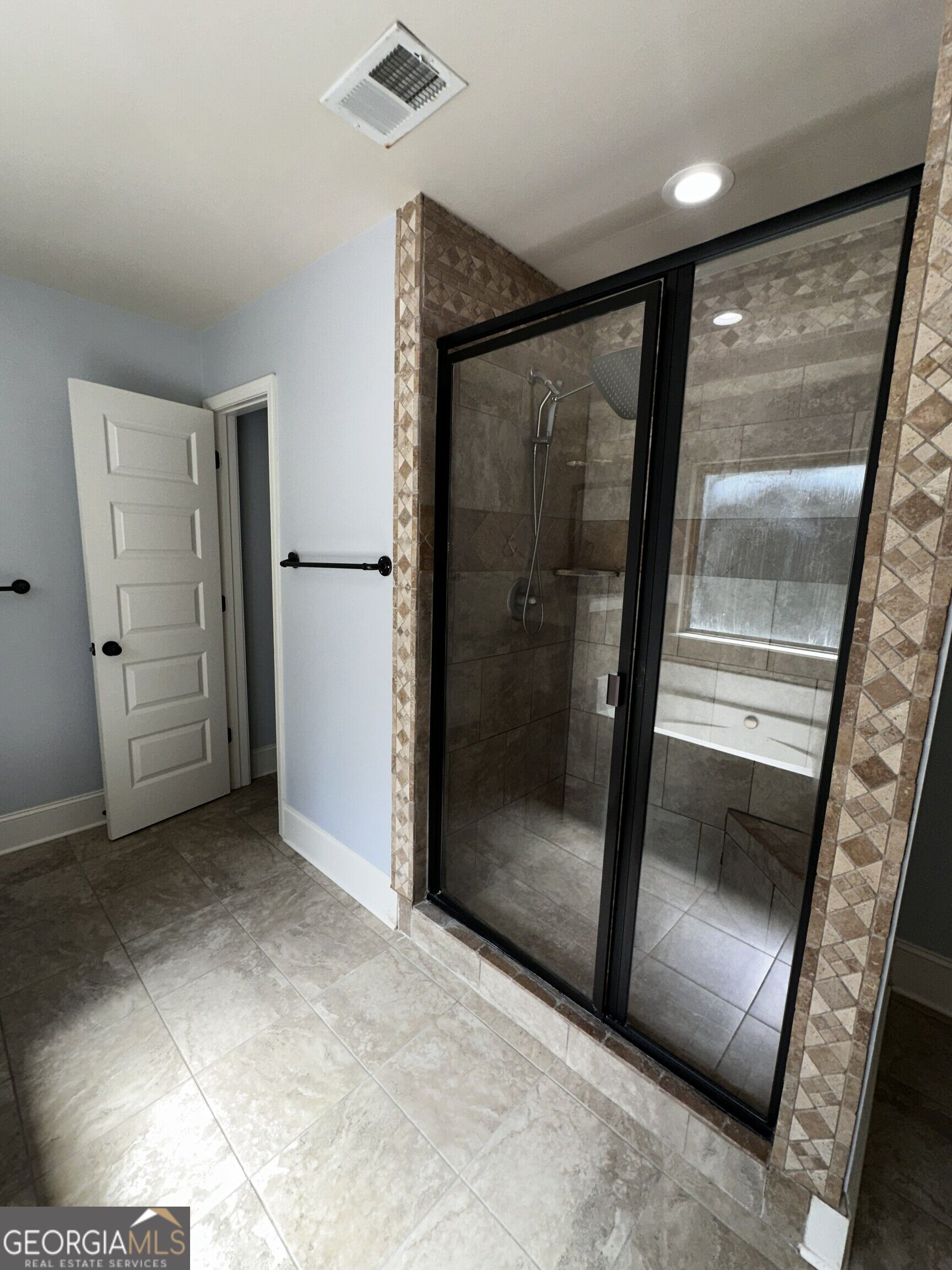 2202 Golden Eagle Drive Property Photo 14