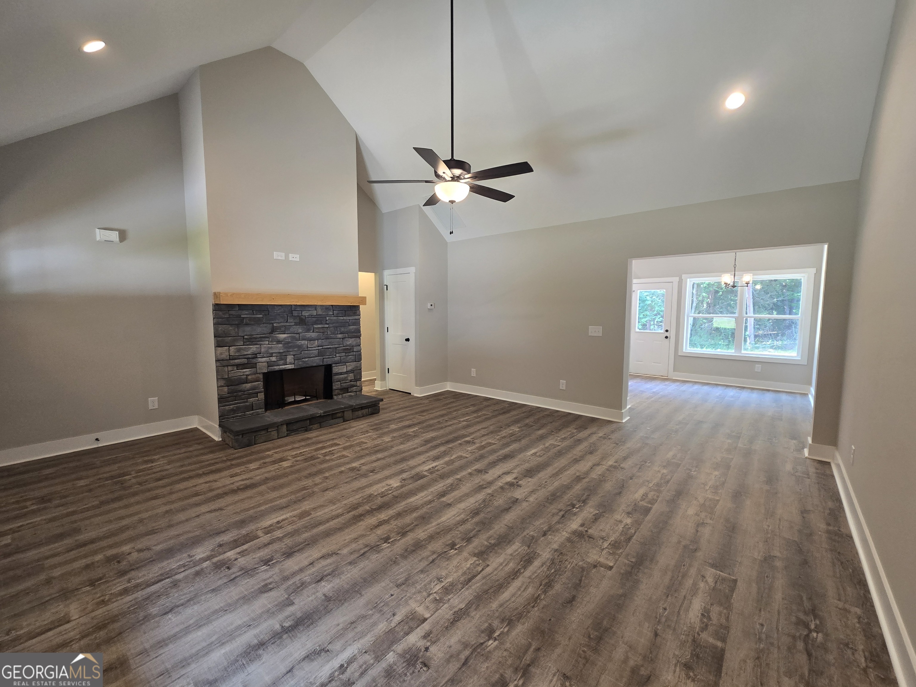 656 Highland Avenue Property Photo 7