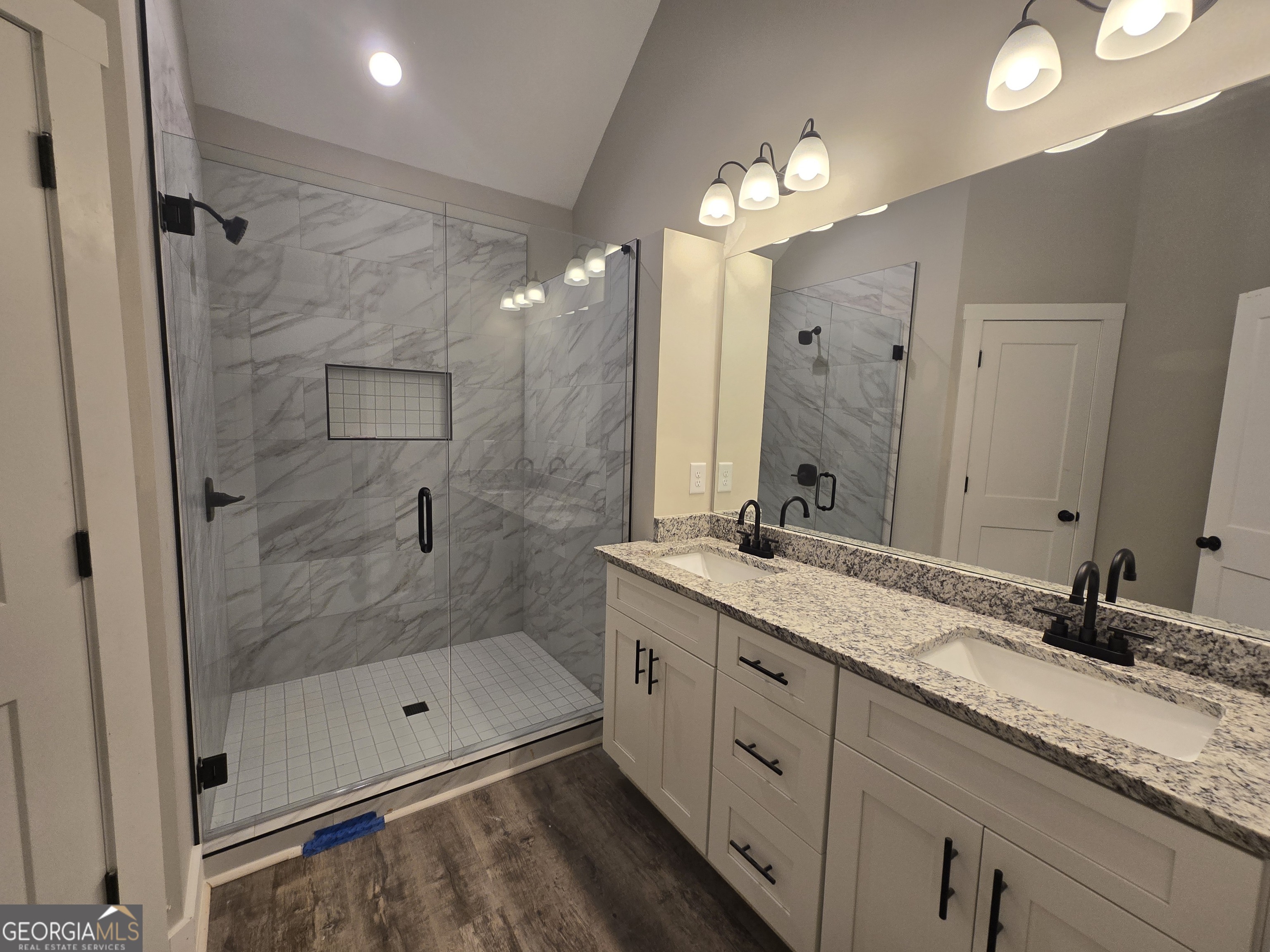 656 Highland Avenue Property Photo 15
