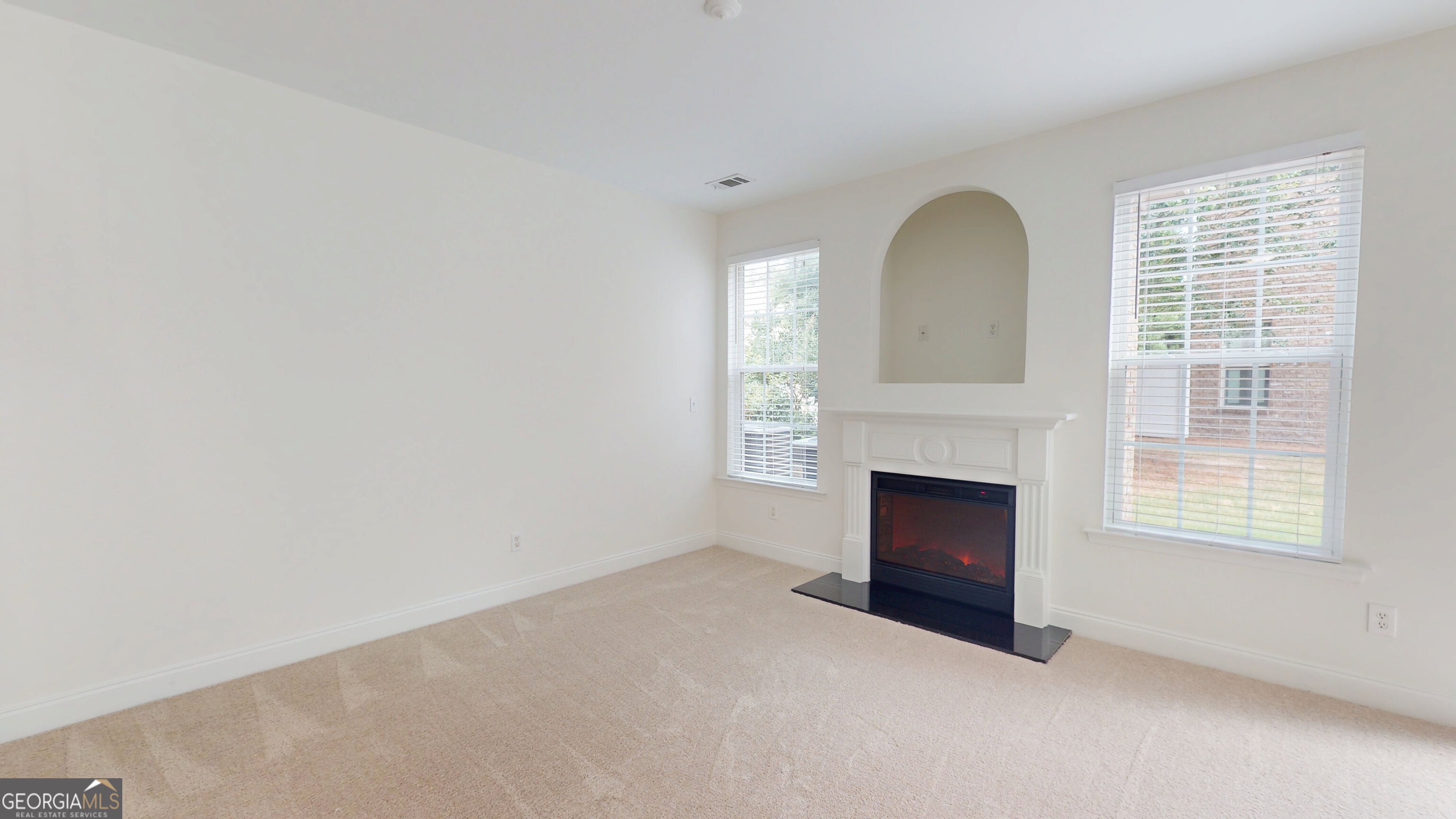 3249 Brockenhurst Drive Property Photo 4