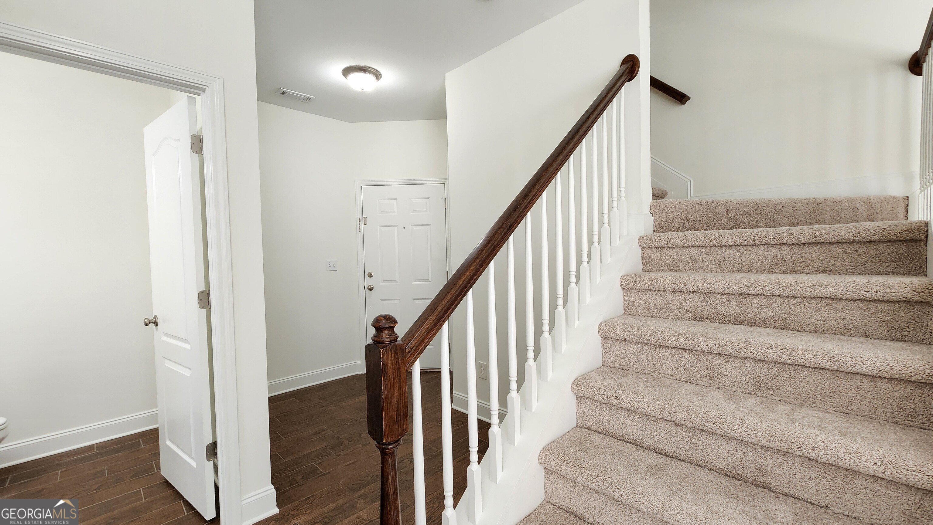 3249 Brockenhurst Drive Property Photo 13