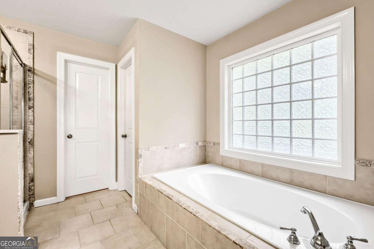 144 Cornerstone Place Property Photo 23