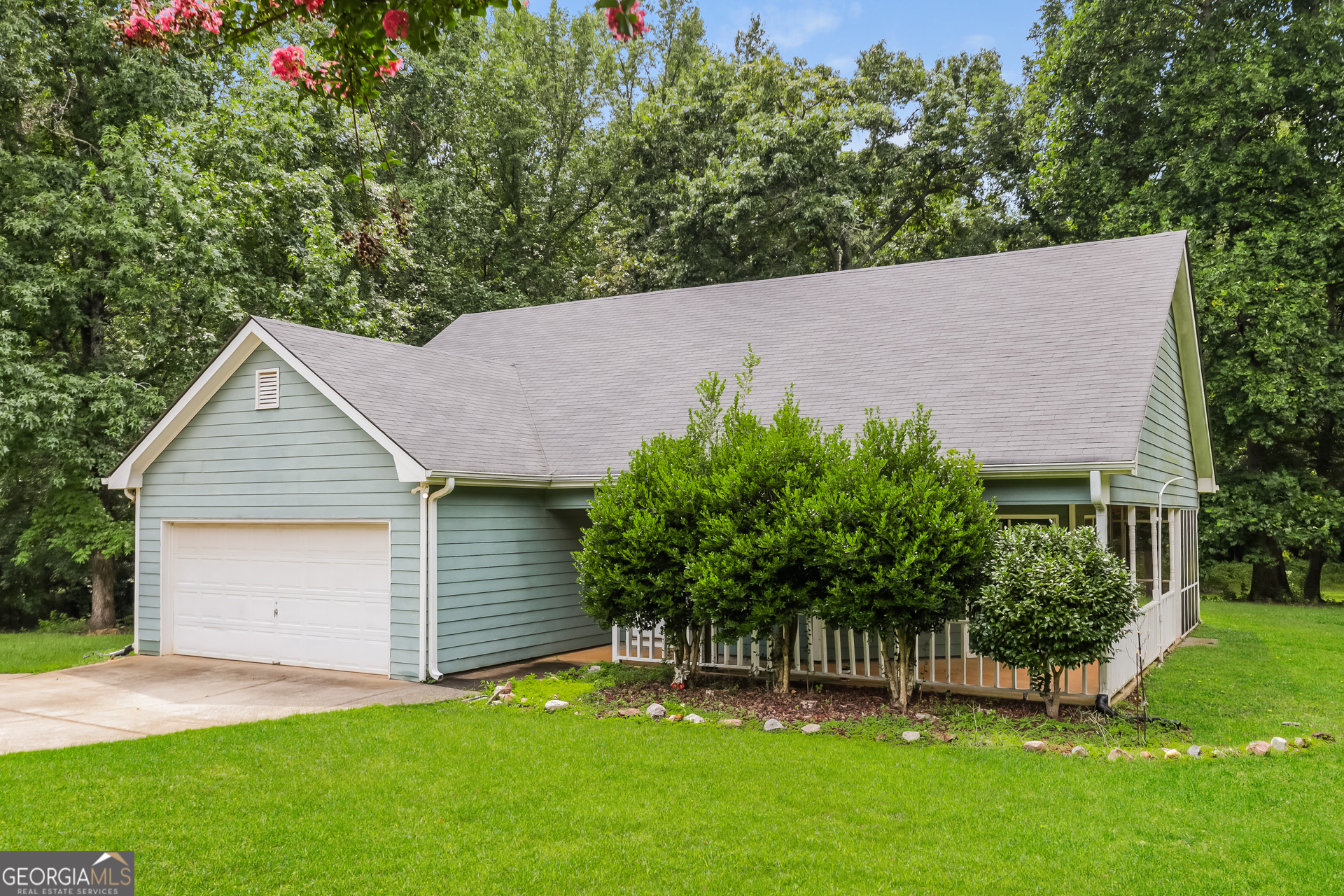 340 Freeman Drive Property Photo 2