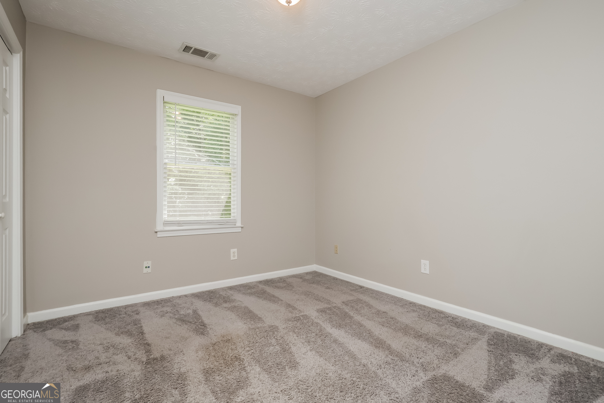 340 Freeman Drive Property Photo 14