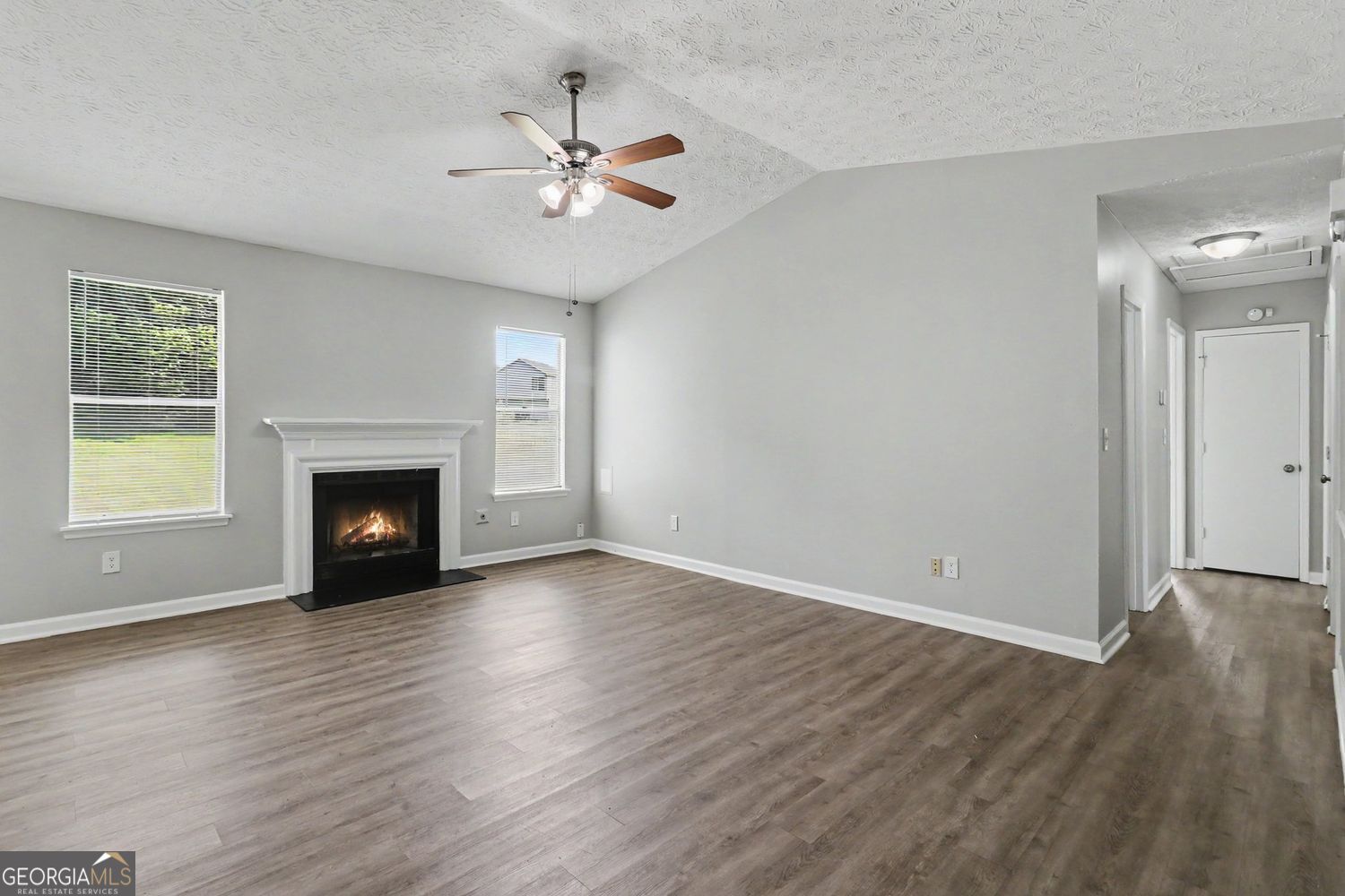 9587 Thomas Downs Lane Property Photo 4
