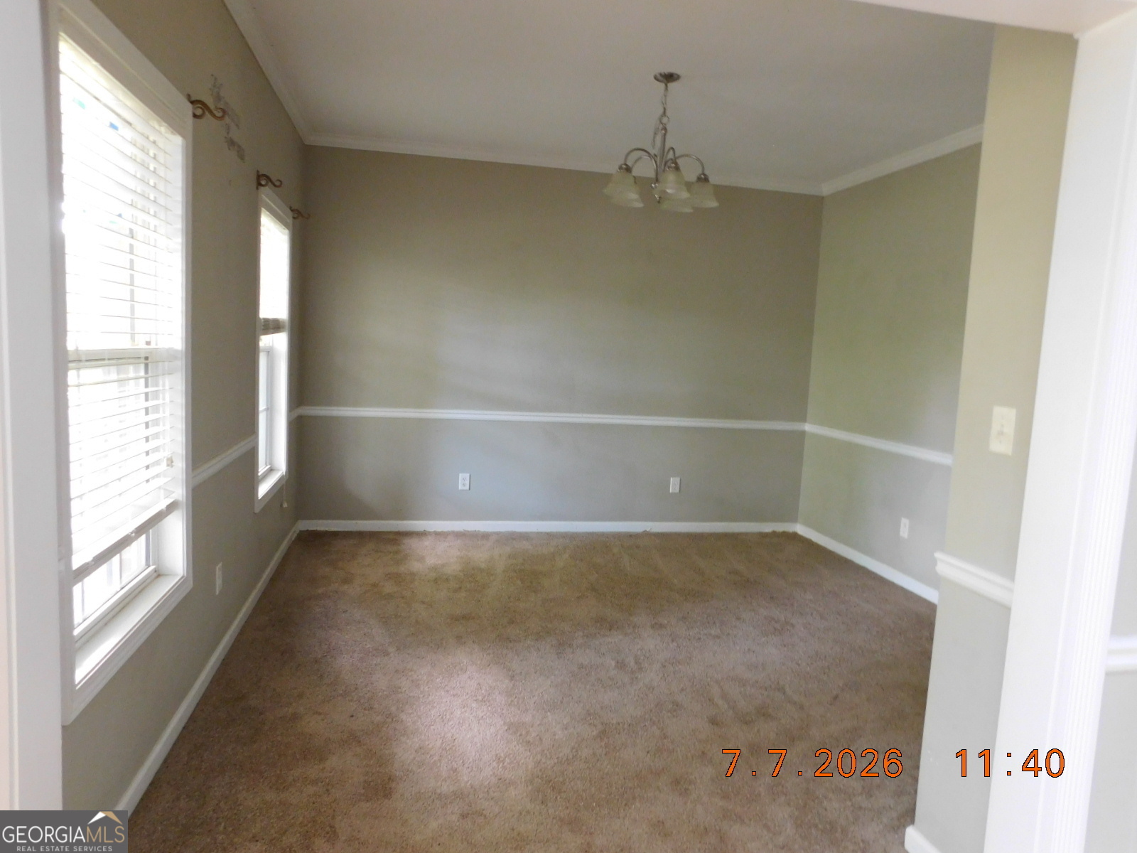 284 Valley Way Property Photo 5
