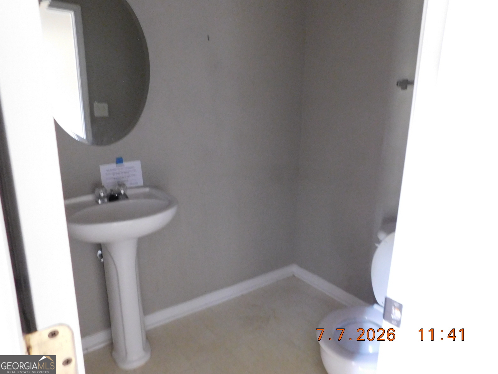 284 Valley Way Property Photo 6